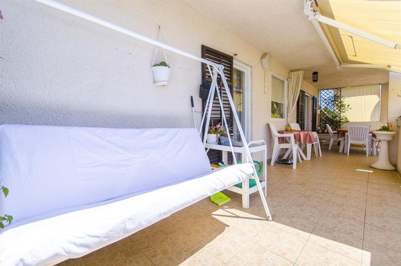 Apartment Branislava Rogoznica  Bagian luar foto