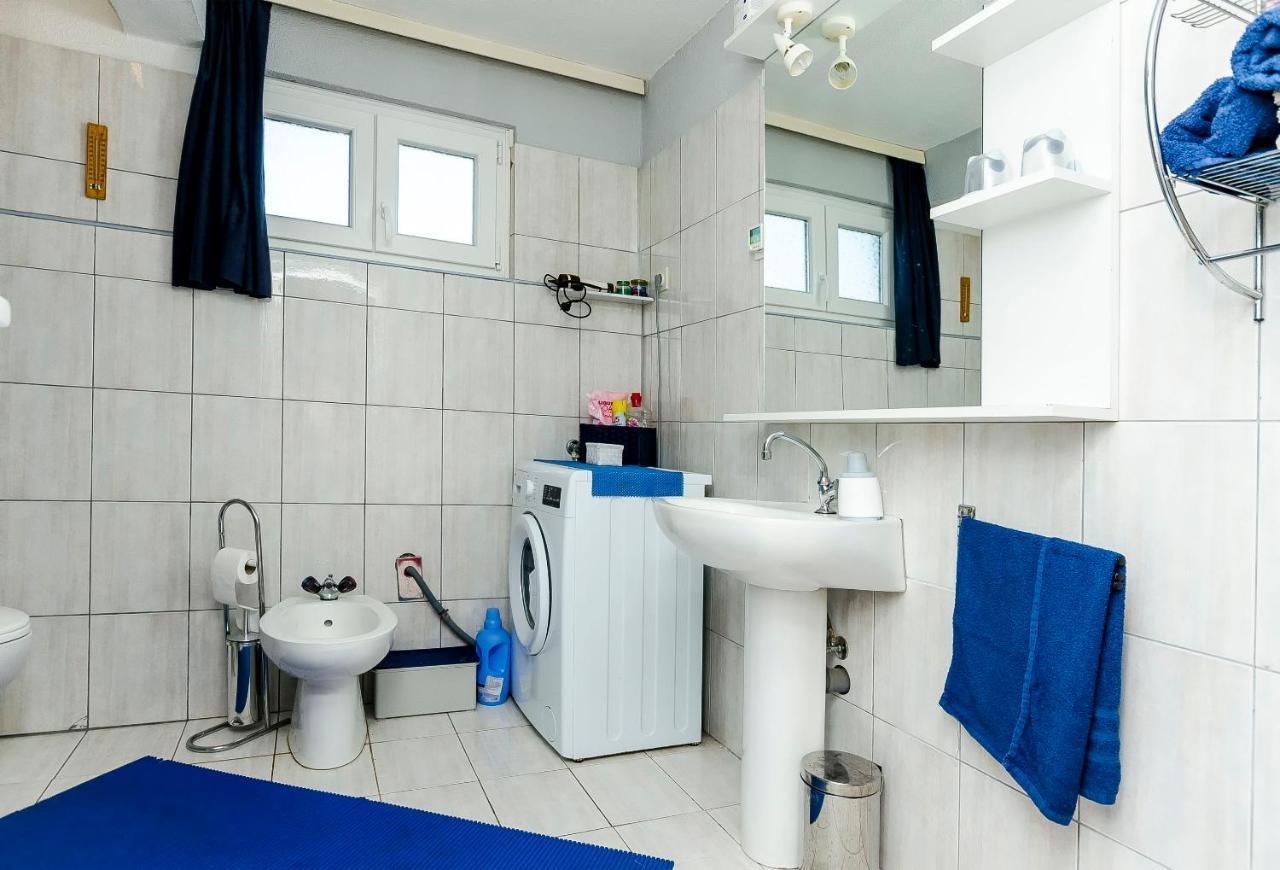 Apartment Branislava Rogoznica  Bagian luar foto